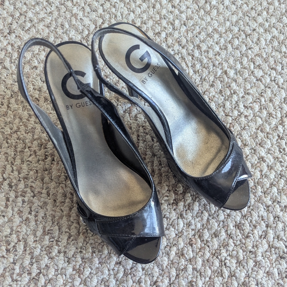 G By Guess Black Patent Leather Peep-Toe Heels Size 6.5M - Picture 3 of 7
